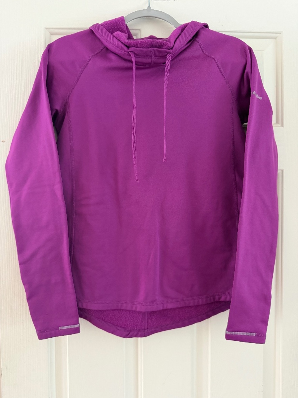 Women's Columbia Omni-Wick Purple Fleece Lined Performance Hoodie. Medium